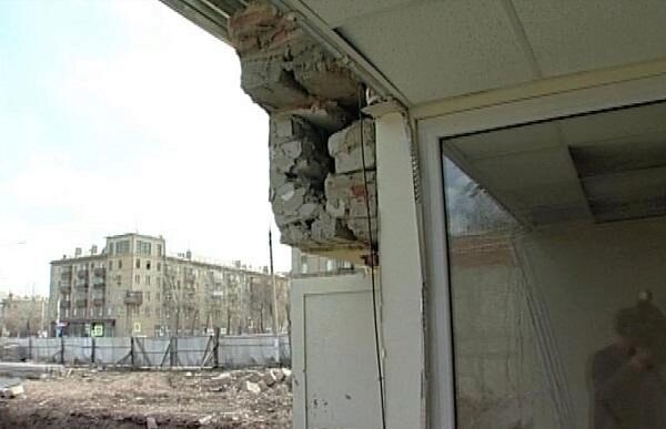 В Магнитогорске рухнула стена взорвавшегося дома