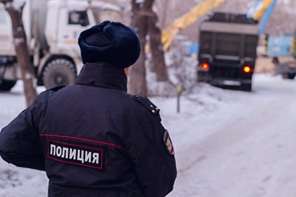 В Москве ФСБ проводит обыски у полицейских, предположительно причастных к кражам квартир