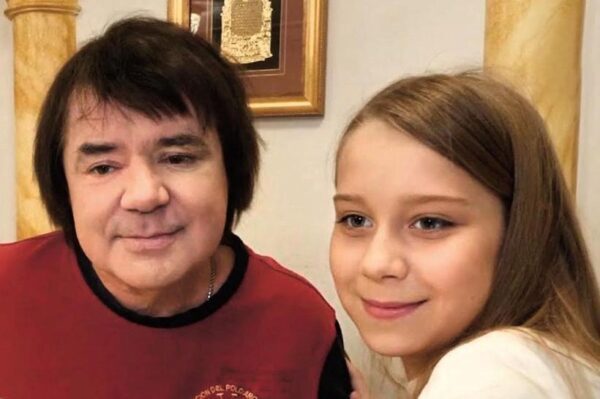 Внебрачная дочь Евгения Осина подала на Андрея Разина иск в суд за оскорбительные высказывания