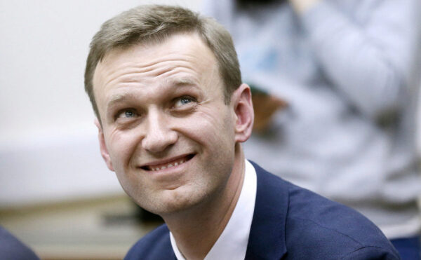 Громкий провал блогера: списанные продукты – основной элемент «расследования» Навального