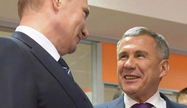 Путин своим замечанием привлек внимание всей России к главе Татарстана