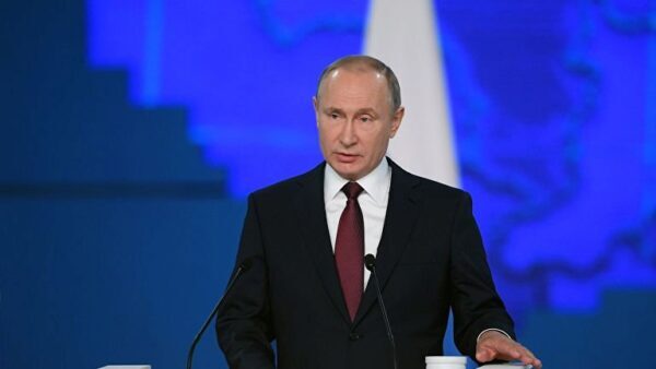 Путинское послание - только «ради рейтинга»?: Социальные инициативы президента не улучшат положение малообеспеченных россиян