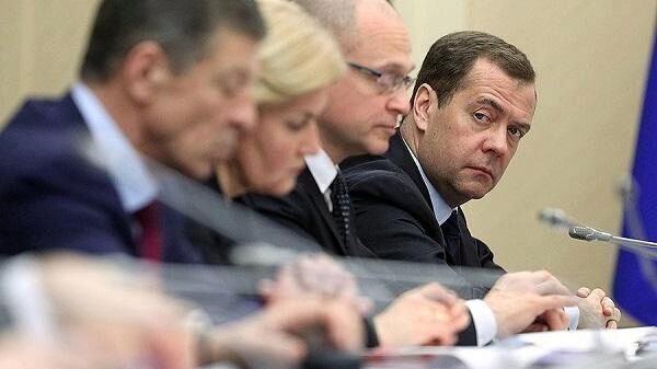 Россиян припугнули Майданом, если они не прекратят "травлю" чиновникам