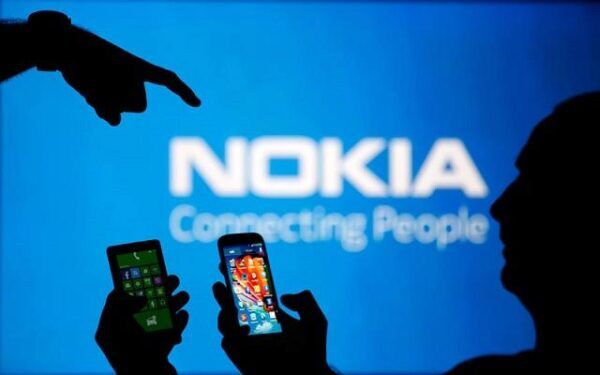 Смартфон с пятью тыловыми камерами представила Nokia
