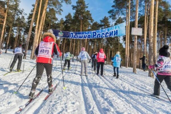 Участники «Лыжни России» в Екатеринбурге смогут бесплатно воспользоваться общественным транспортом