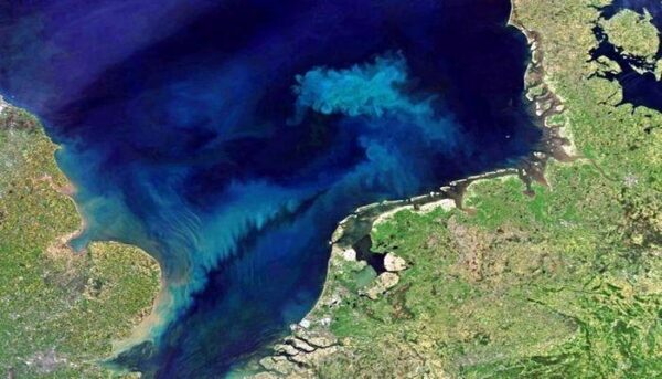 Учёные предупредили, что океаны Земли могут изменить цвет в ближайшие восемьдесят лет
