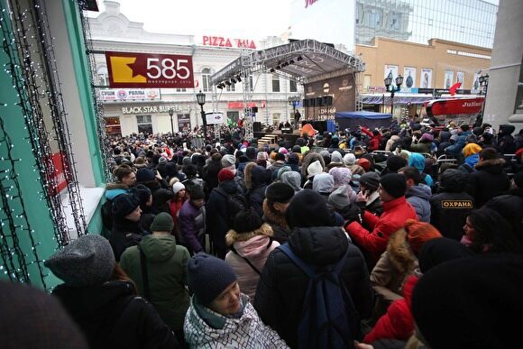В Екатеринбурге из-за раздачи бесплатных бургеров от Тимати произошла давка