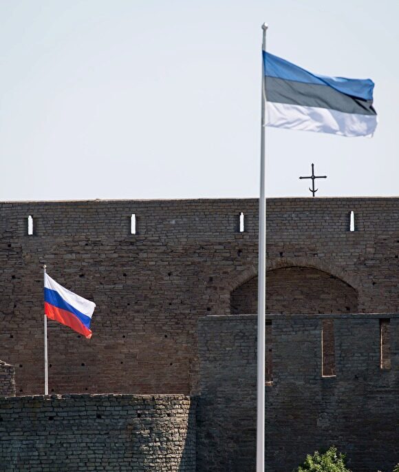 В Эстонии отца и сына приговорили к тюремным срокам за шпионаж в пользу России