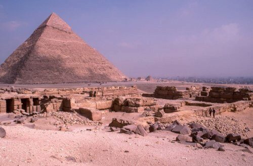 100 древнеегипетских надписей было найдено на месте добычи аметиста