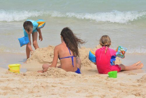 Льготная категория семей с детьми сможет бесплатно оздоровиться на море
