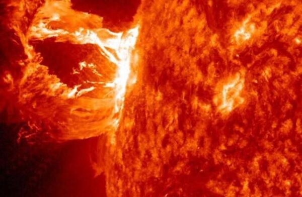 Массивная солнечная буря может искалечить жизнь на Земле - ученые
