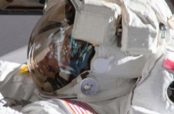 NASA отменяет первый полностью женский выход в космос из-за отсутствия скафандров
