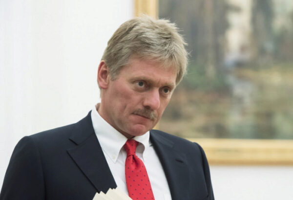 Песков отказался комментировать позицию Госдумы о роскошных автомобилях для чиновников