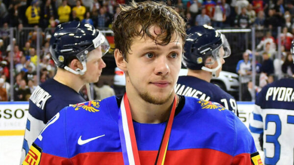 Российский игрок НХЛ поддержал митинг за свободу Интернета
