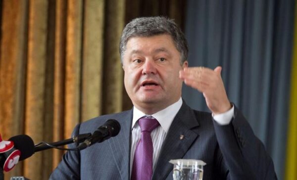 "С больной головы на здоровую", - в Совете Федерации ответили на громкие обвинения Порошенко в адрес России