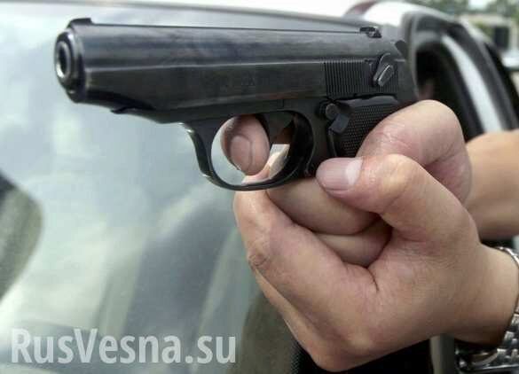 В Киеве мужчина задержал напавшего на него и его жену вооружённого разбойника (ФОТО)