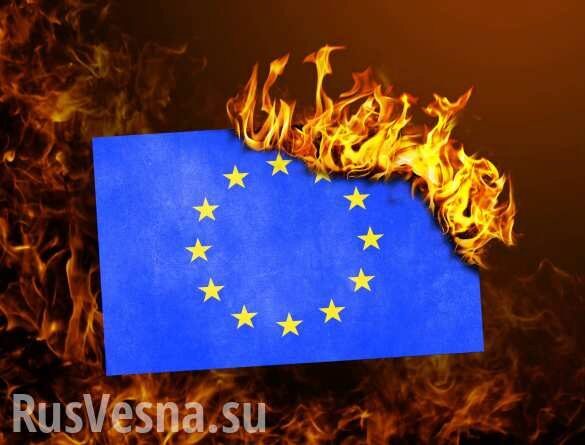 В столице Сербии сожгли флаги ЕС и НАТО (ФОТО, ВИДЕО)