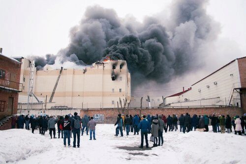 «Зимняя вишня»: При трагедии в ТЦ пожарные действовали адекватно ситуации – МЧС
