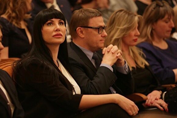 Алексей Текслер с супругой Ириной пришли на концерт пианиста Дениса Мацуева
