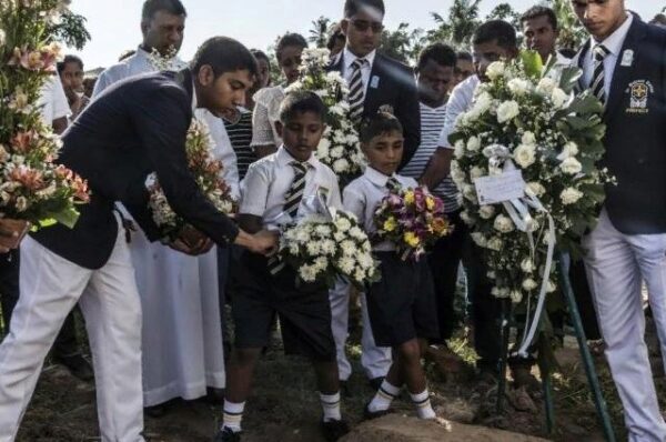 Число погибших на Шри-Ланке возросло до 359, арестованы еще 18 человек