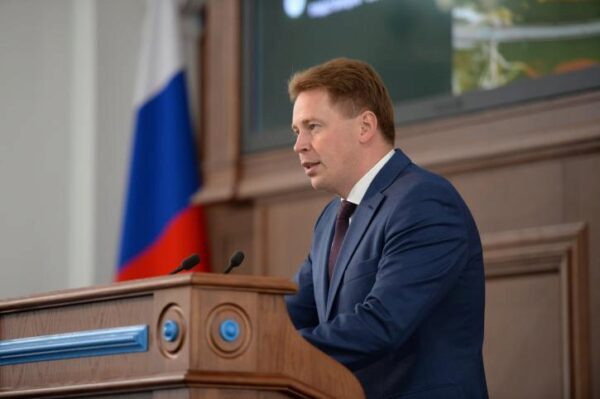 Дмитрий Овсянников сделал замечание излишне экономным департаментам