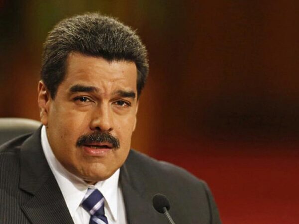 Мадуро проинформировал о полном контроле над Венесуэлой