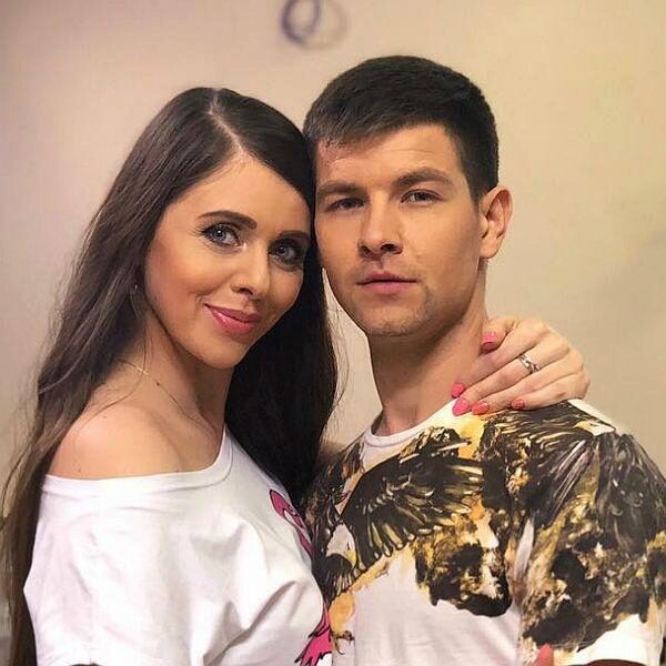 Ольга Рапунцель и Дмитрий Дмитренко шантажируют руководство «Дома-2»