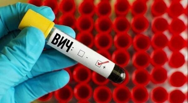 Россияне опасаются заражения ВИЧ от комариного укуса