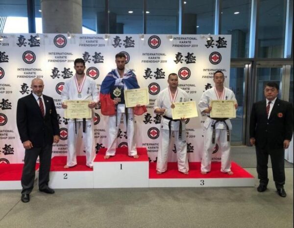 Свердловские каратисты завоевали медали на Чемпионате в Японии