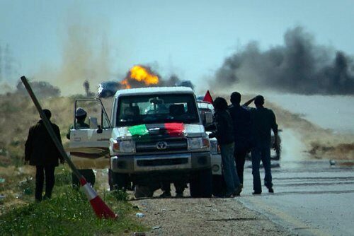 В южных пригородах ливийской столицы идут ожесточенные столкновения