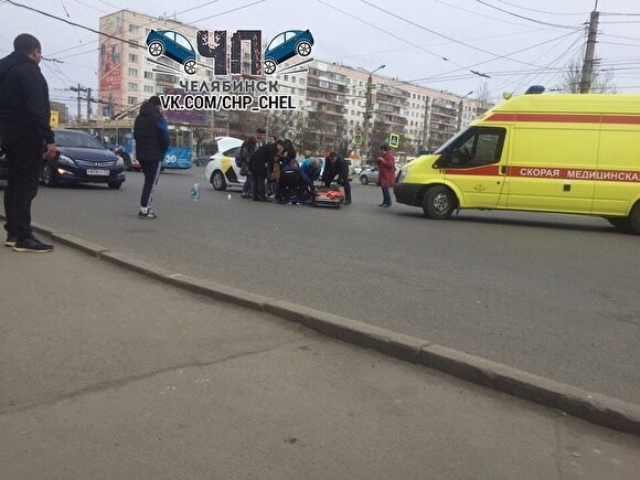 В Челябинске таксист сбил пешехода на оживленном перекрёстке