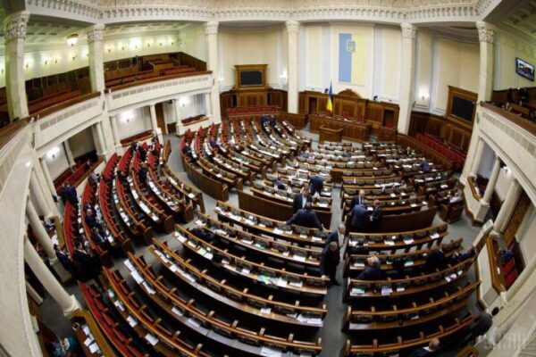 Верховная Рада Украины приняла закон, вводящий штрафы за незнание украинского языка