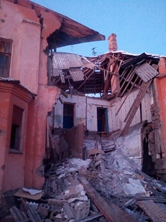 В Троицке суд отказал в расселении аварийных домов, которые рушатся на глазах жильцов