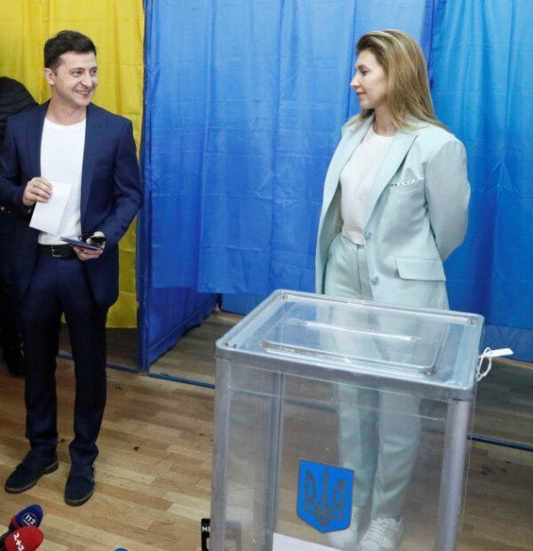 Зеленский проголосовал в Киеве