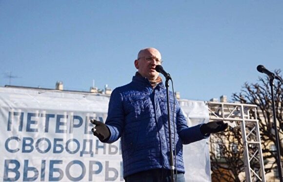 СМИ: кампания против депутата Резника из Петербурга могла обойтись в 10 млн рублей