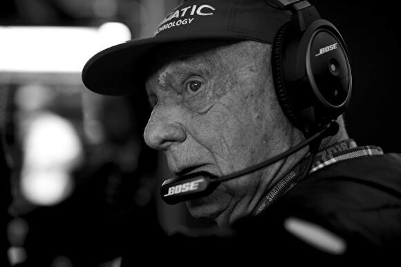 Умер трехкратный чемпион «Формулы-1» Ники Лауда