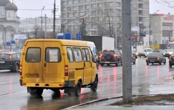 В Ростове во время рейса водитель изнасиловал пассажирку маршрутки