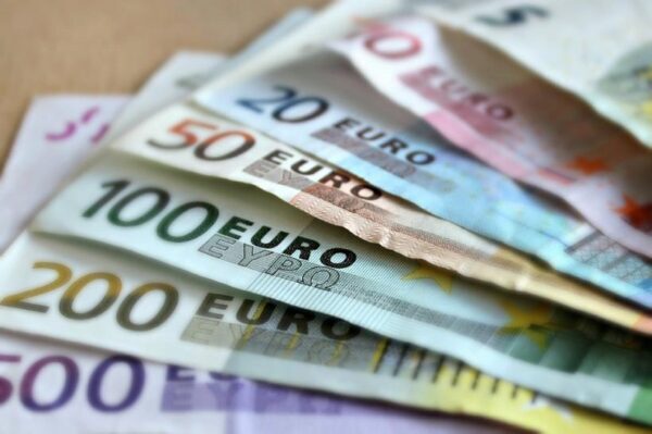 Вкладчики банка «Югра» начнут получать выплаты с 1 июня