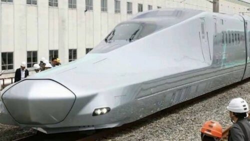 Японские специалисты создали самый быстрый поезд