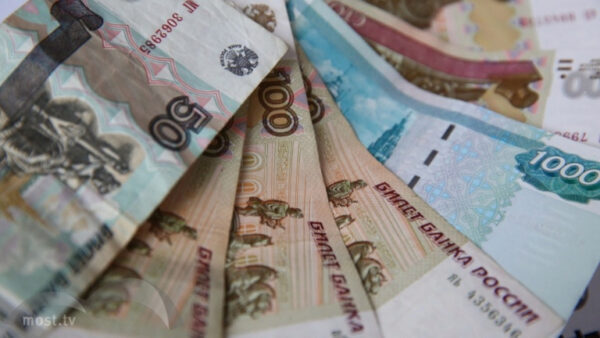 Предприятие в Ельце задолжало работникам около миллиона рублей