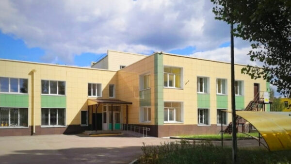 В Липецком районе больницу превратили в детский сад
