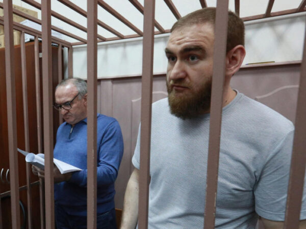 Свидетель по делу Арашуковых угрожал адвокатам в суде