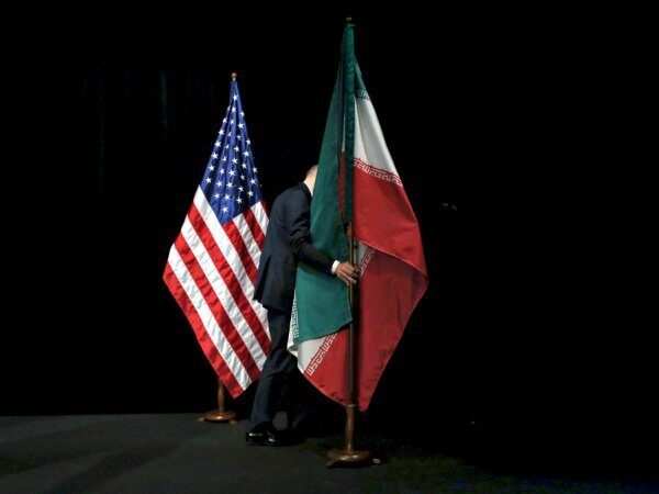 Америка обвинила Иран в финансировании военных программ КНДР