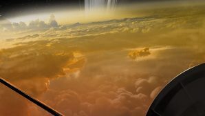 Аппарат «Кассини» в атмосфере Сатурна нашел неизвестные вещества