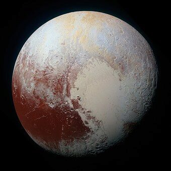 Астрофизики: У Плутона нет системы колец