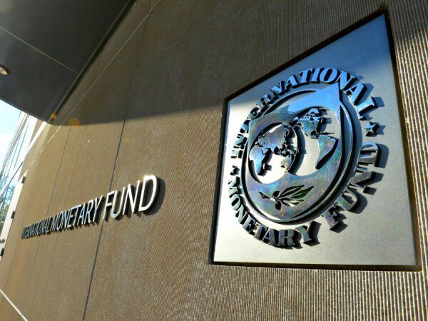 Банки и инвесторы гарантируют финансовую стабильность, заявил МВФ