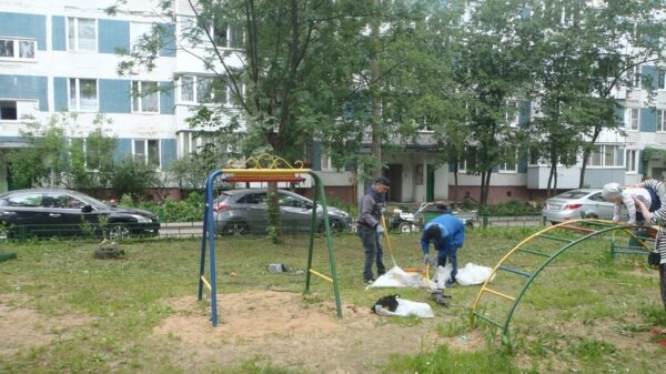 Безопасность люберецких детских площадок проверил Госадмтехнадзор