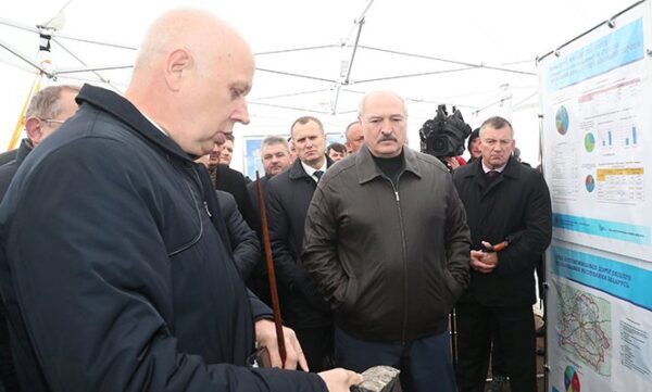 Что сказал Лукашенко о качестве дорог в Беларуси