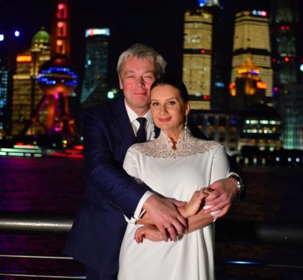Екатерина Стриженова отметила "Жемчужную свадьбу" в Шанхае