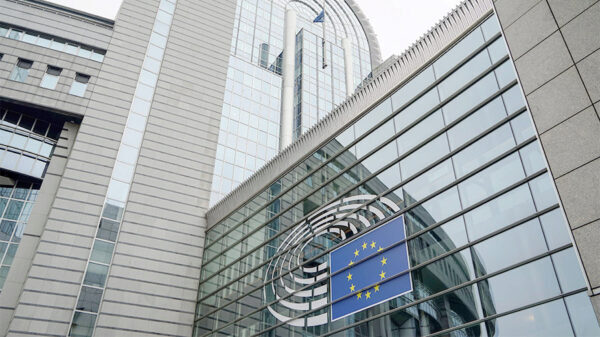 Европарламент отменит штампы в паспорте при пересечении границы